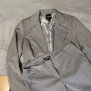 Grey My Michelle Suit, small blazer, size 1 pants